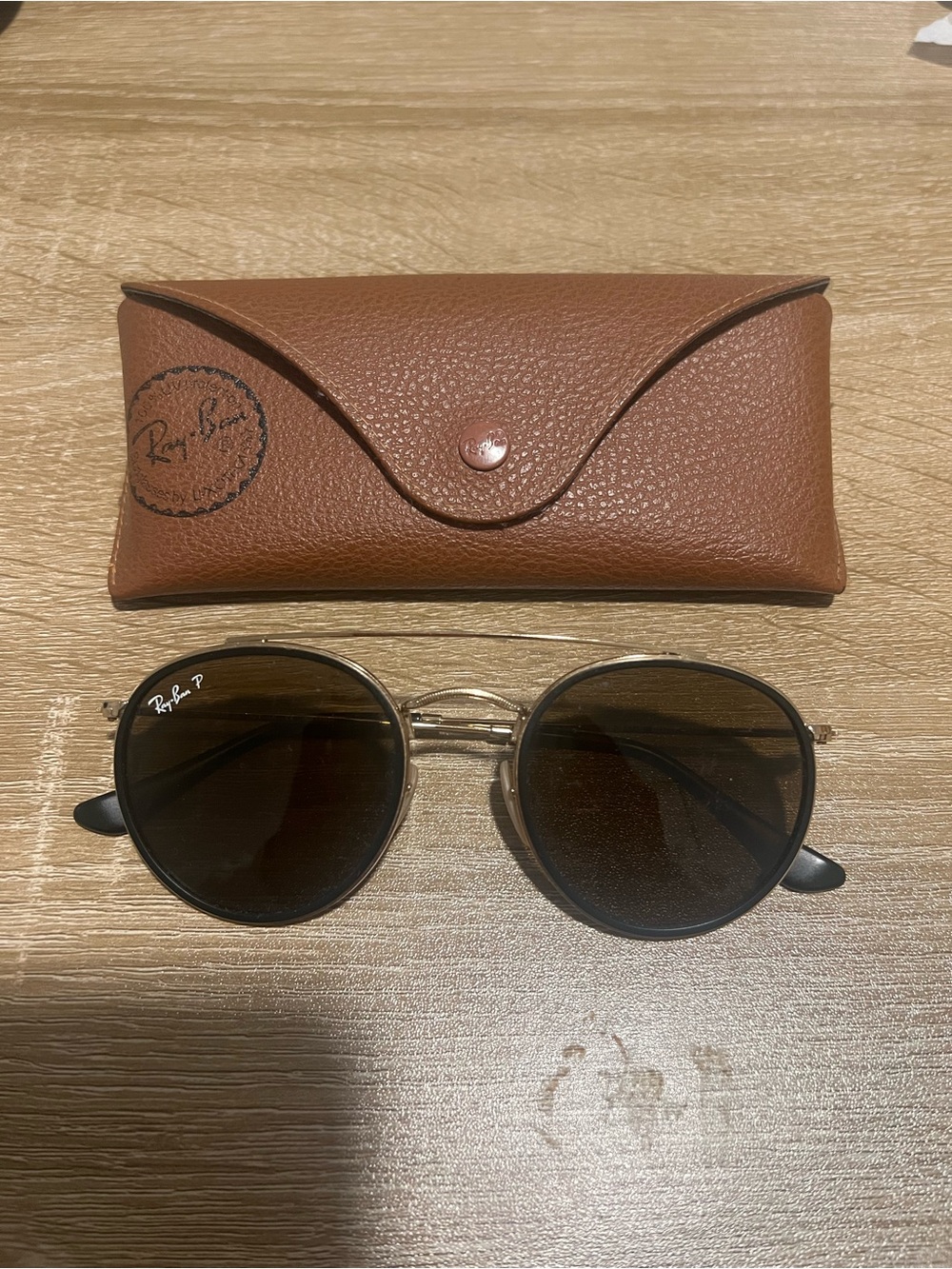 Ray-Ban Aviators Gold Frame Sunglasses with Dark Brown Lenses - Picture 2 of 2